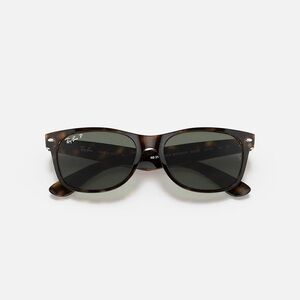 Ray-Ban Brown Wayfarer Sunglasses Classic Design